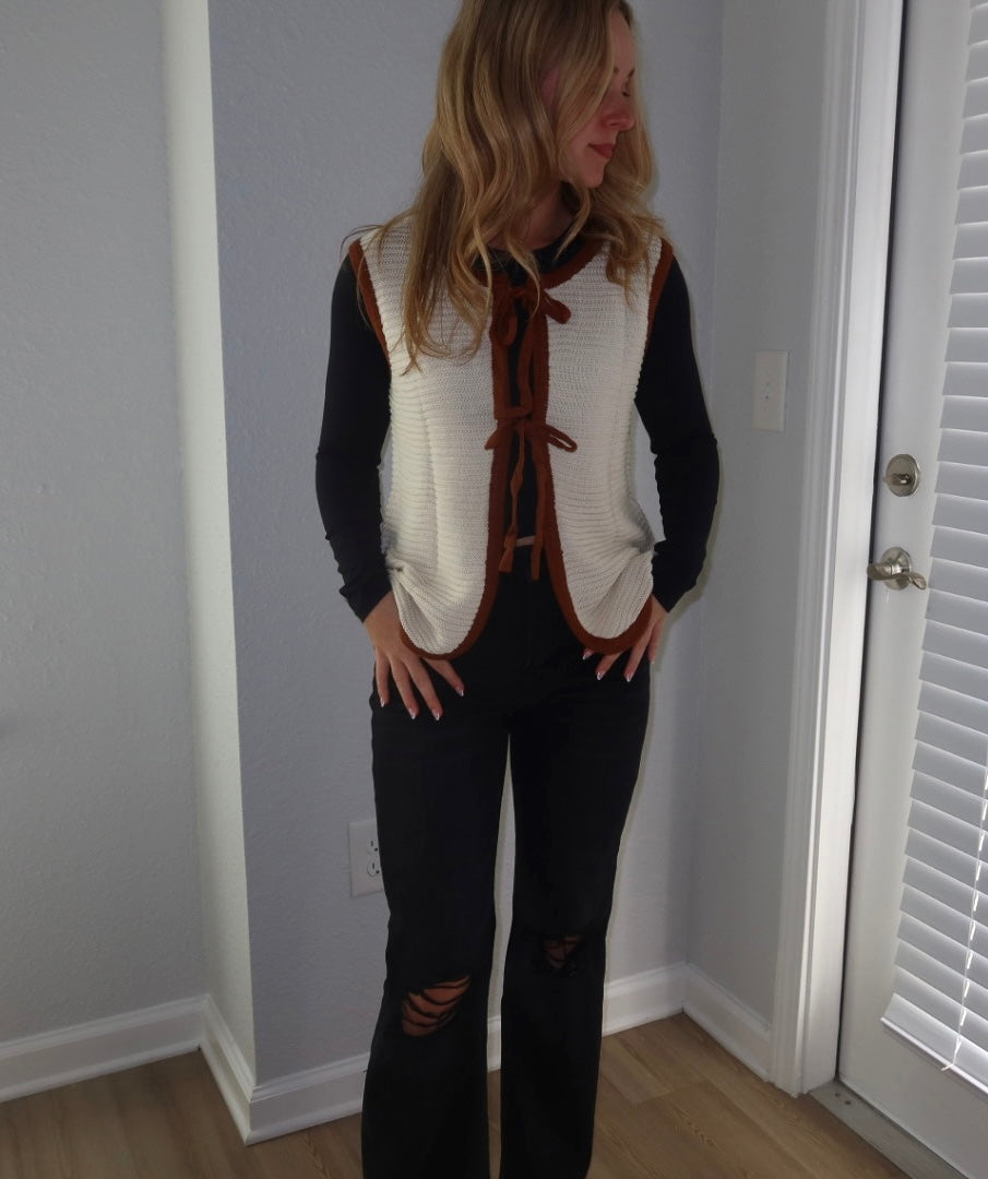 Coffee Cream Contrast Sweater Vest