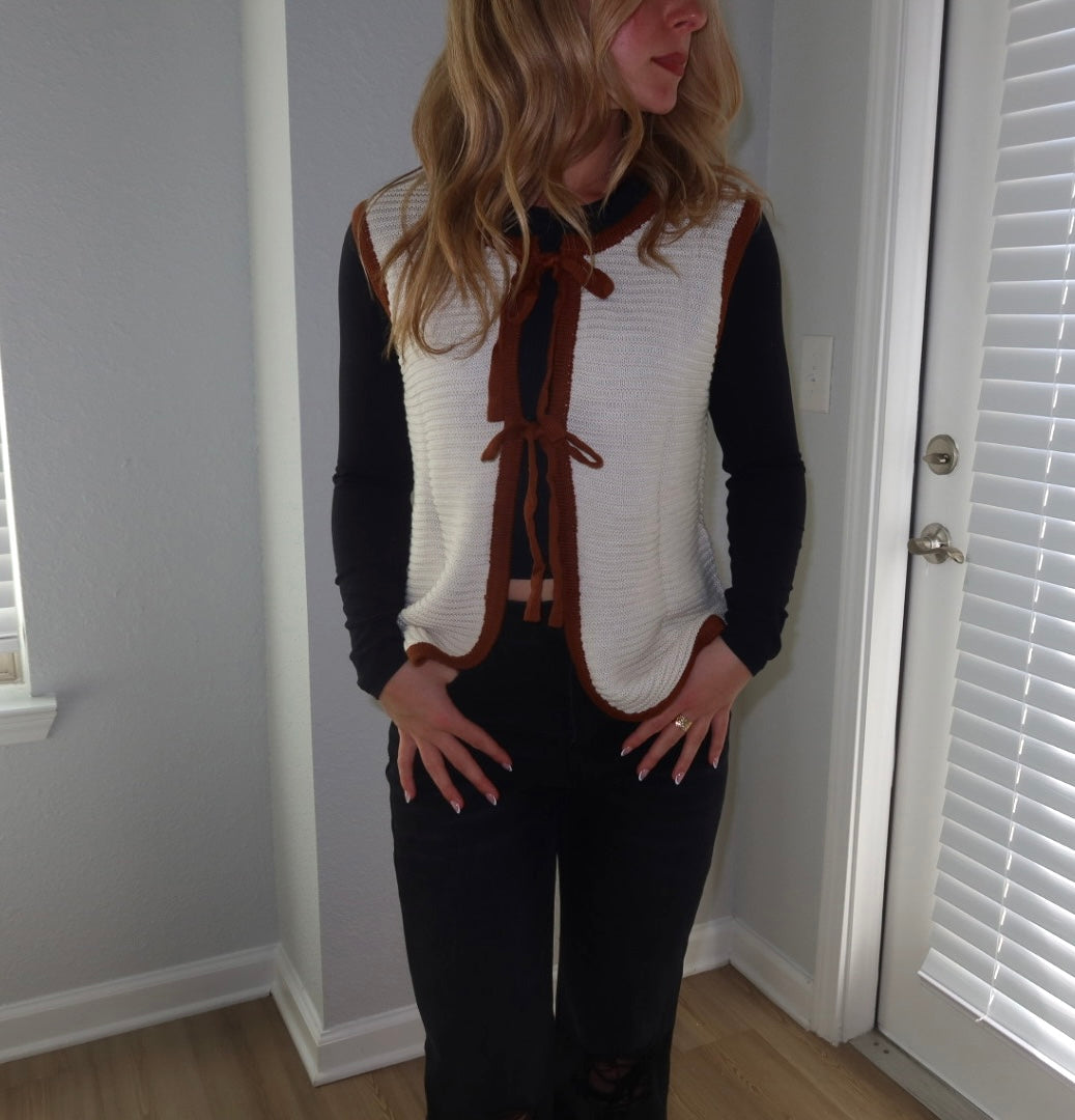 Coffee Cream Contrast Sweater Vest