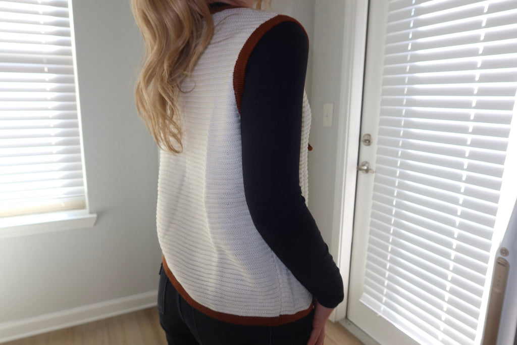 Coffee Cream Contrast Sweater Vest