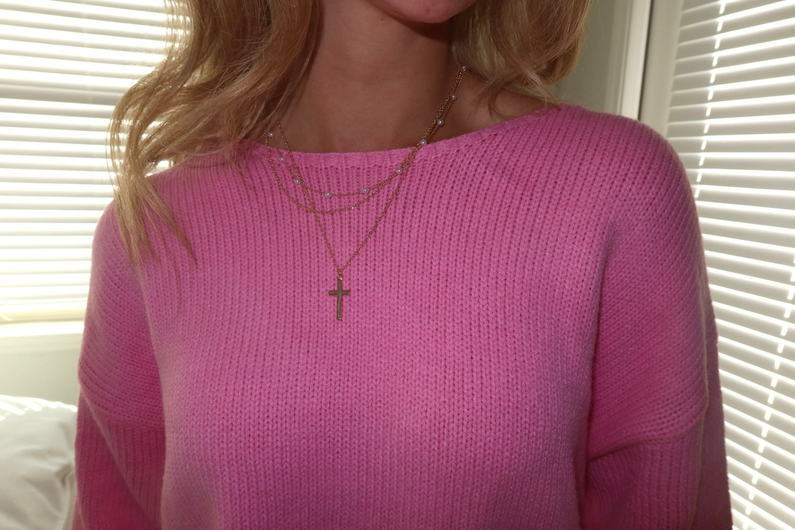 Cross Pendant Pearl Decor Triple Layer Chain Necklace